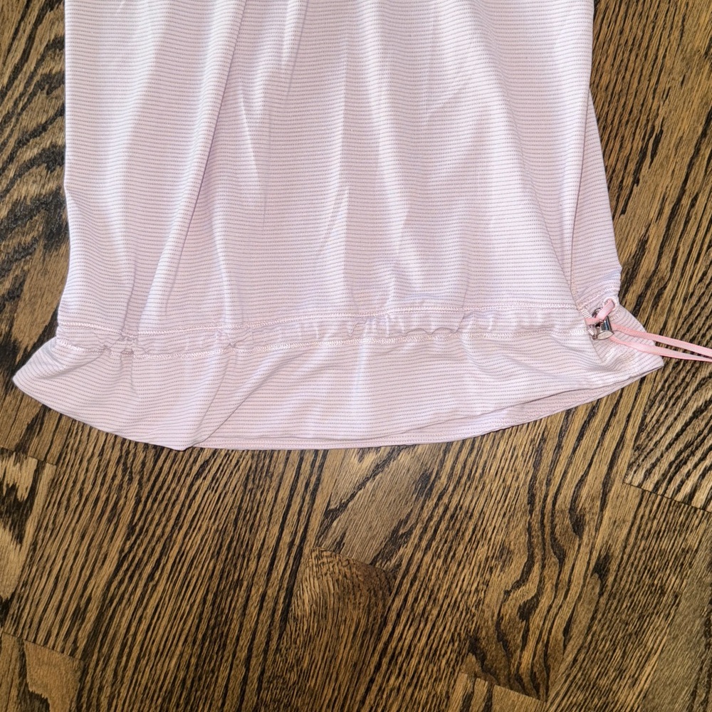 Lululemon pink tank with built-in sports bra. Tightens at the bottom Size 6 - Picture 7 of 8